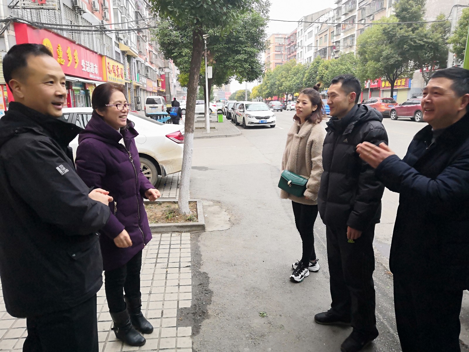 2月3日 市總工會(huì)慰問2路駕駛員IMG_20190203_075232.jpg